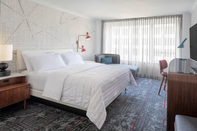 Executive, King Bed, Le Meridien Washington, D.C., The Madison 5/10