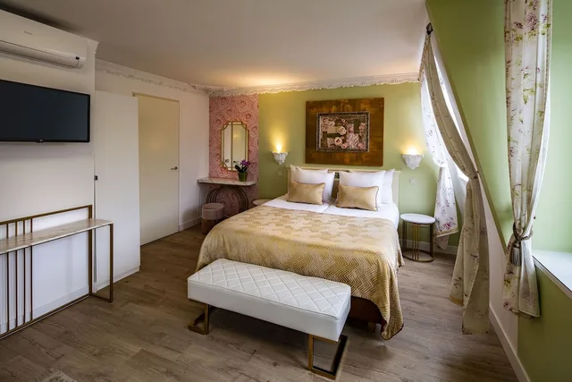 غرفة عائلية رباعية بسريرين منفصلين مع أريكة، Hotel Jupiter 1/10