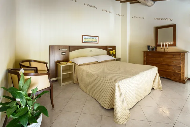 غرفة كلاسيكية بسرير مزدوج أو سريرين منفصلين، Hotel dei Capitani 4/6