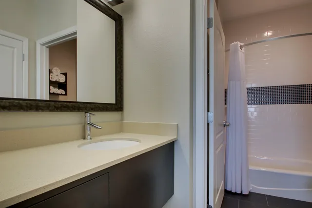جناح بسرير كينج، Staybridge Suites Plano the Colony 5/5