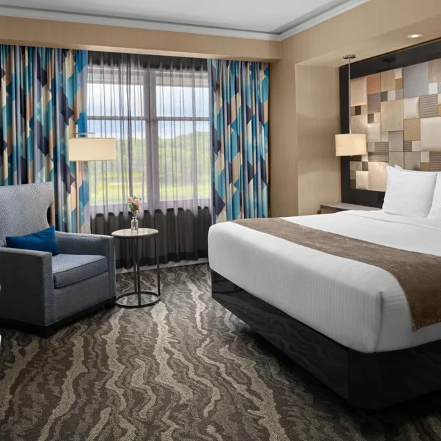 غرفة بسرير كينج لذوي الإعاقة، Mount Airy Casino And Resort 2/10