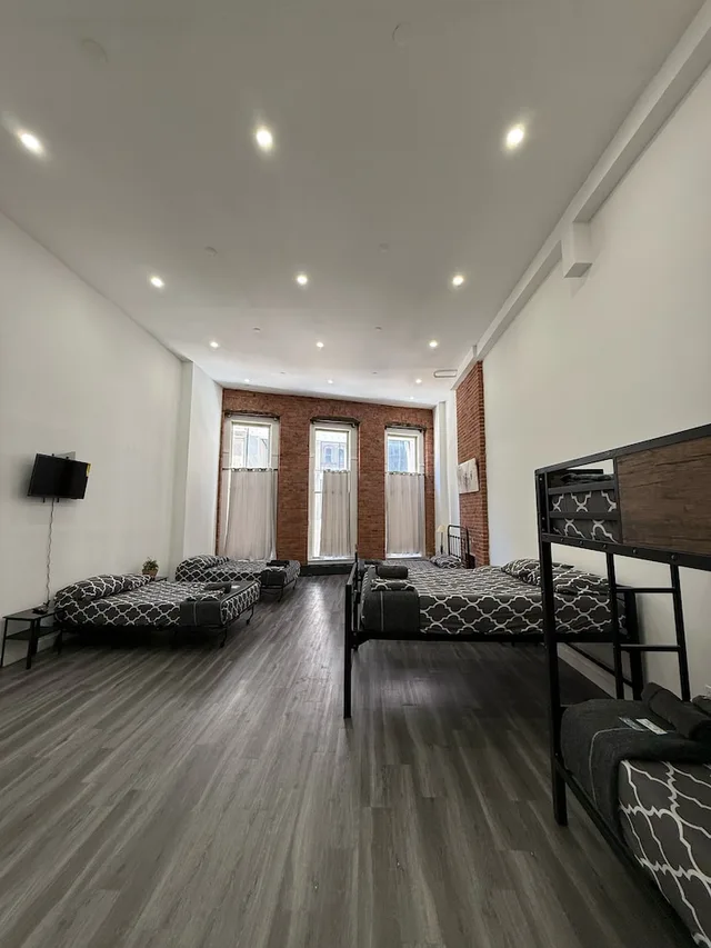 استوديو بسريرين مزدوجين وسرير بطابقين، The Grand Nyc 1/1