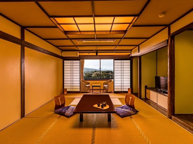 غرفة يابانية قياسية بإطلالة على الحديقة بحوض استحمام، Ooedo Onsen Monogatari Shima Saichoraku 1/3
