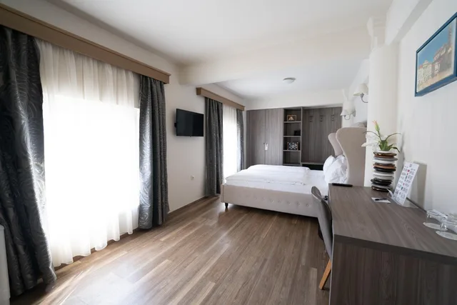 غرفة بسرير مزدوج بإطلالة على المعالم، Hotel Piran 2/7