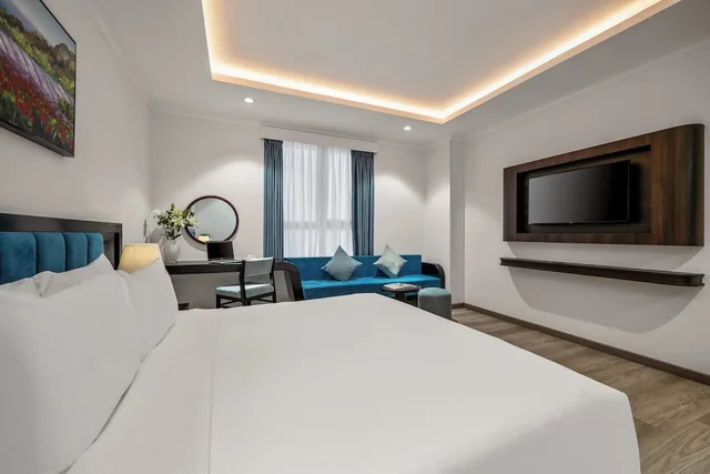 غرفة ديلوكس بسرير كينج، BlueSun Danang Beach Hotel 10/10