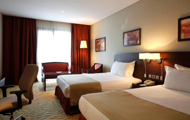 Premium, Holiday Inn Olaya 3/8