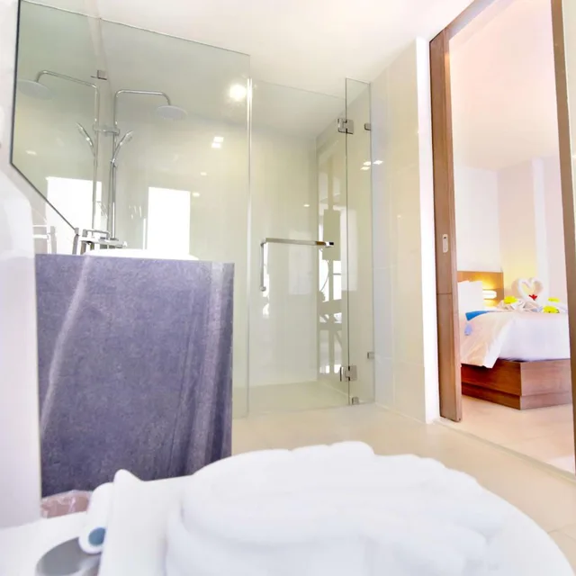 غرفة ديلوكس بسرير كينج، PHOENIX HOTEL KARON BEACH 10/10