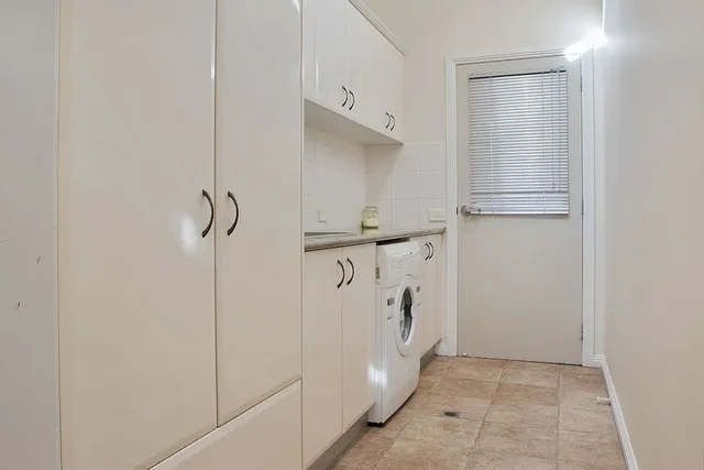 3 Bedrooms, Penthouse, 3 Queen Beds, Ocean View, Sea Foam Villas 7/7