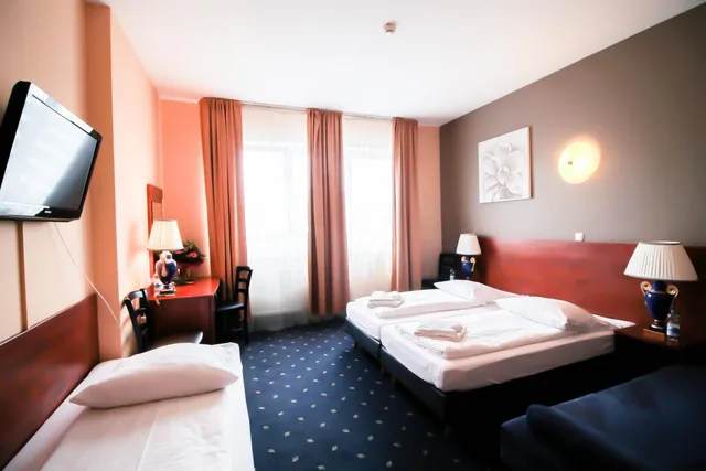 غرفة ثلاثية، Atrium Charlottenburg 10/10