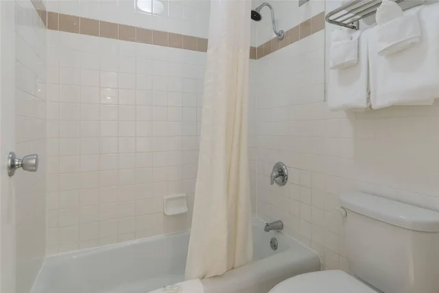 Upgrade, King Bed، Clarion Hotel Concord/Walnut Creek 6/8