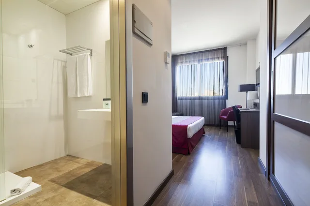 Superior, Twin Beds, Hotel Best 4 Barcelona 10/10