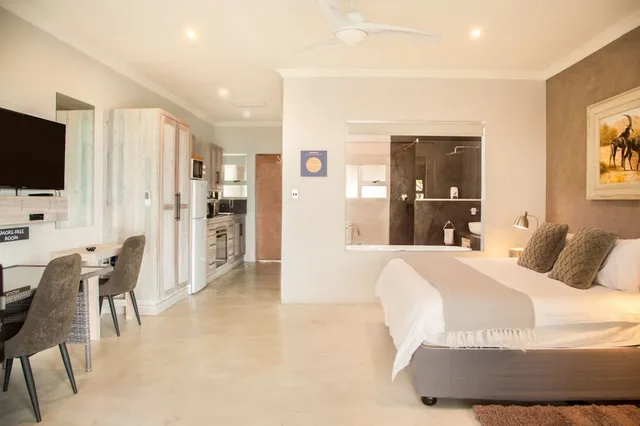كوخ فاخر بسرير كينج وسرير بطابقين بغرفتي نوم، Atnature Luxury Self Catering Cottages 1/3