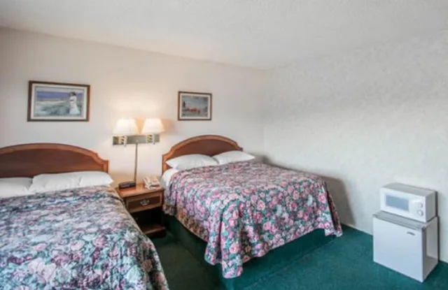 غرفة بسريرين مزدوجين للمدخنين، Econo Lodge Hornell 4/6