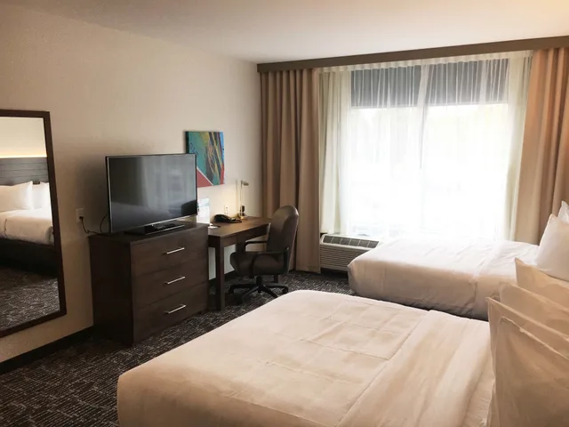 استوديو ديلوكس بسريرين كوين لذوي الإعاقة، Gundersen Hotel & Suites 2/3