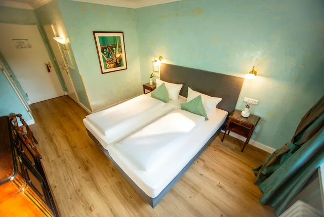 غرفة قياسية بسرير كوين، Acanthushotel Munich 10/10