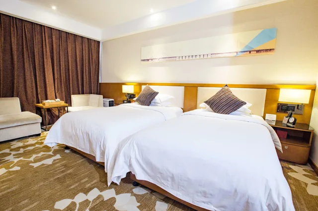 غرفة بسريرين منفصلين، Ramada Encore by Wyndham Wuhan 4/10