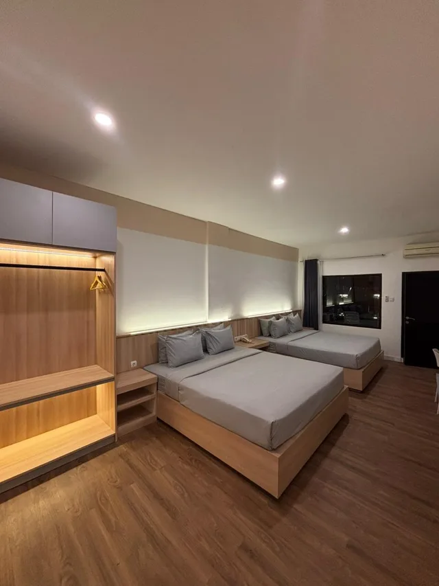 جناح بسريرين كوين، Holiday Beach Inn 1/1