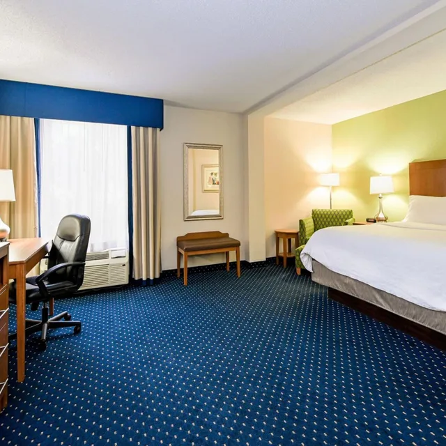 جناح بسرير كينج لذوي الإعاقة، Holiday Inn Express Hotel And Suites Richmond North Ashland 5/5