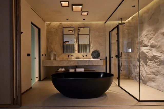 Grand, Suite, Private Heated Pool, North Wing، North Santorini Luxury Spa Hotel 8/9