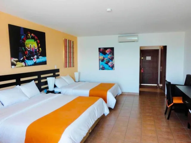 غرفة قياسية رباعية، Royal Decameron Mompiche 1/1