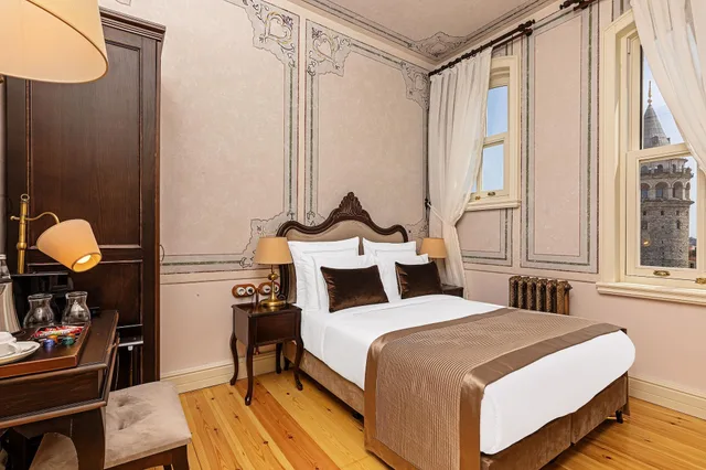 غرفة ديلوكس بسرير مزدوج، Meroddi Barnathan Hotel 6/8