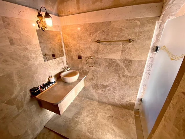 جناح بشرفة، Mimi Cappadocia Butik Otel 2/5