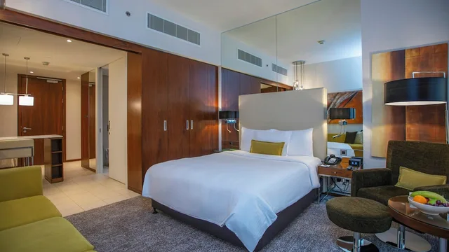 Centro, Studio, King Bed، سنترو عليا من روتانا(Centro Olaya By Rotana) 8/10