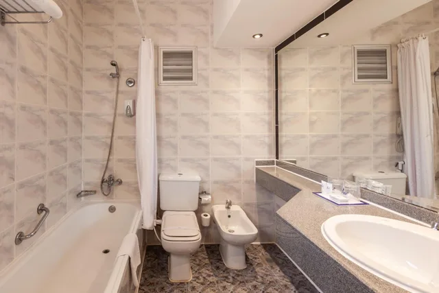 بنغل بسرير كينج بغرفة نوم واحدة، Pharaoh Azur Resort 7/7