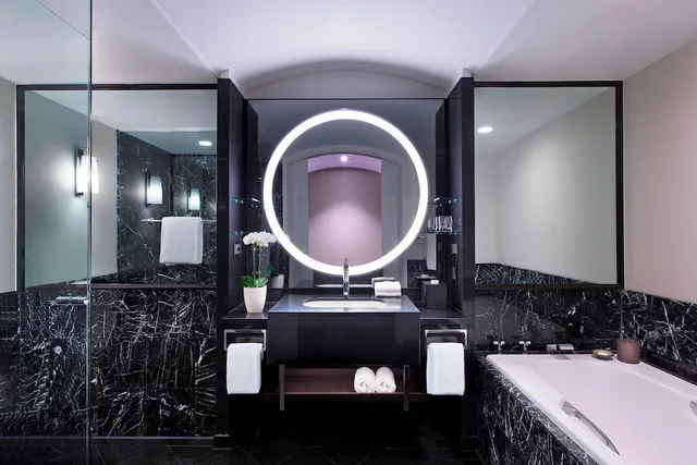 1 Bedroom, Club, Suite, Double Bed, Terrace, Sheraton Grand Sydney Hyde Park Ex Sheraton On the Park 6/9