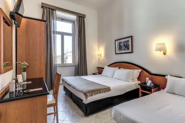 غرفة ثلاثية، Hotel Sonya 2/10