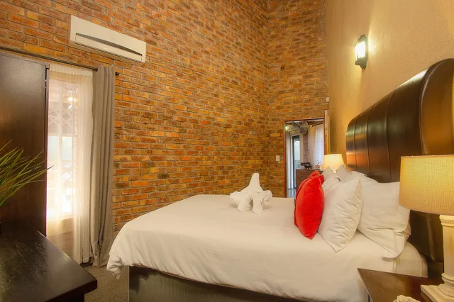 غرفة ديلوكس بسرير كينج، Imbube Safari Lodge 9/10