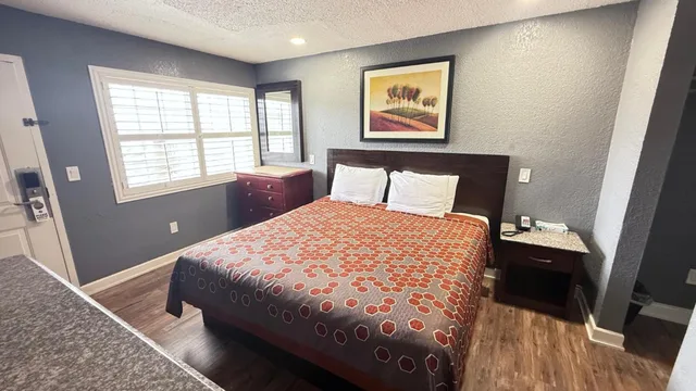 غرفة بسرير كينج، Fireside Inn Santa Cruz 7/10