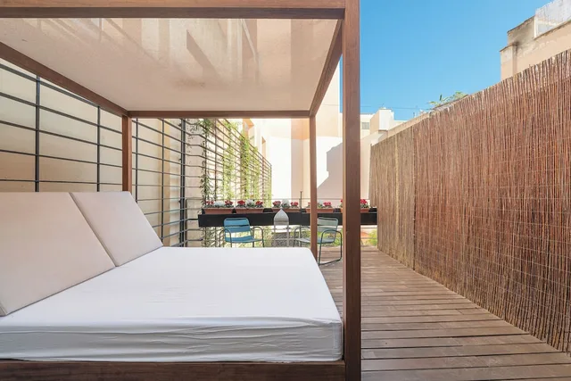 غرفة بريميوم بسريرين منفصلين بشرفة، Brondo Architect Hotel 8/10