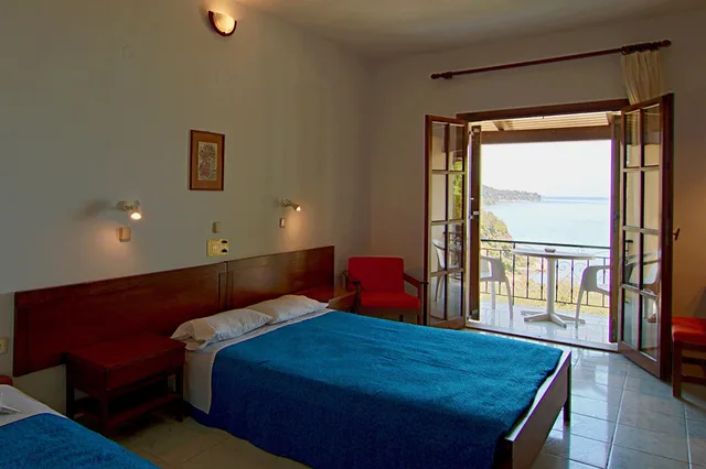 استوديو، Celia Apartments 2/2