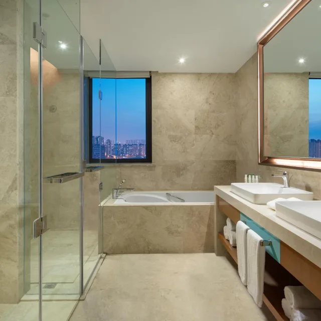 جناح بسرير كينج بغرفة نوم واحدة مع دخول الصالة، Holiday Inn Tianjin Xiqing 8/8