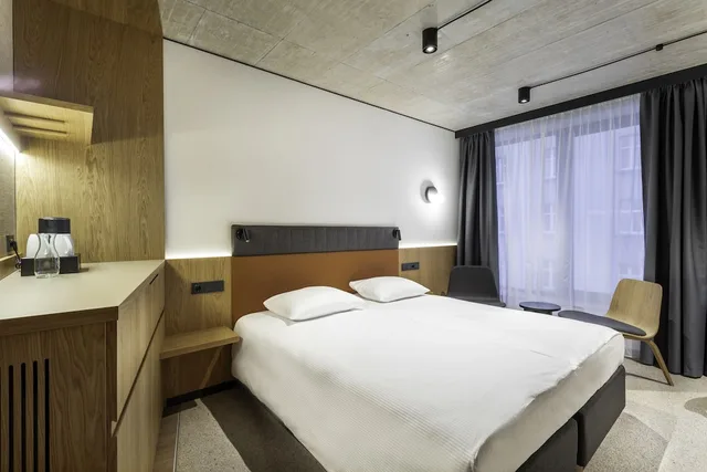 غرفة ديلوكس بسرير كوين، Qubus Hotel Katowice 2/6