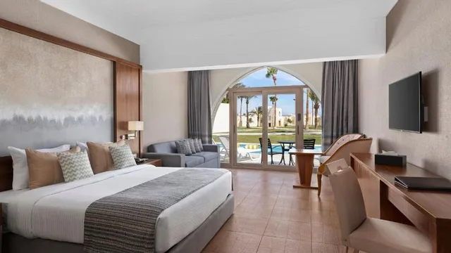 Dune, Family، Xanadu Makadi Bay 1/3
