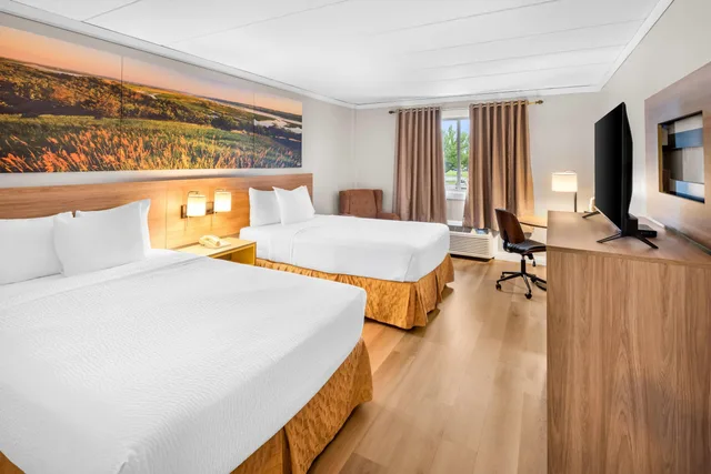 غرفة رباعية بسريرين مزدوجين، Days Inn by Wyndham Columbus East Airport 3/6