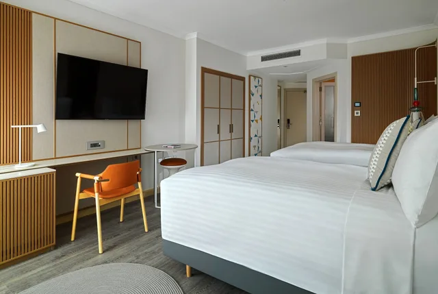 غرفة كلوب بسريرين كوين مع دخول صالة النادي، Malta Marriott Hotel And Spa 2/4