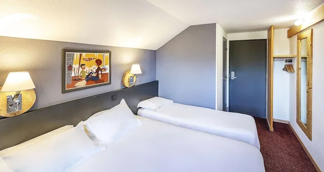 غرفة قياسية بسرير كوين مع أريكة، Sure Hotel by Best Western Annecy 4/6