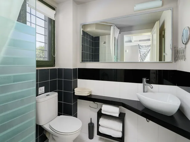 لوفت ديلوكس بسرير مزدوج مع أريكة، Eliathos Residence Houses 7/10