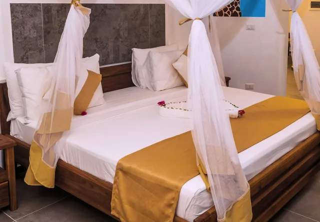 غرفة ديلوكس بسرير مزدوج، SBH Kilindini Resort 1/2