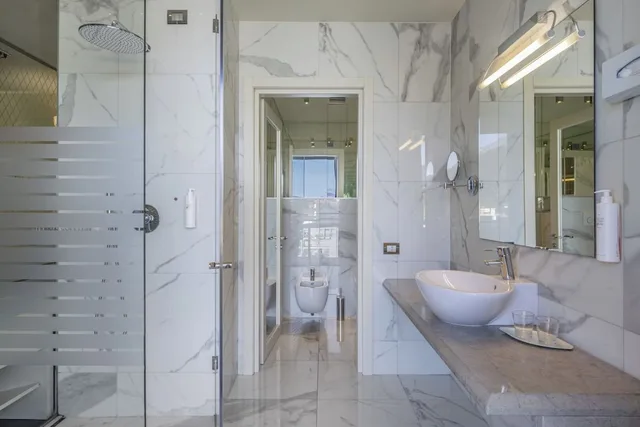 غرفة كلاسيكية سوبيريور بسرير مزدوج بشرفة، Hotel Garda 6/7