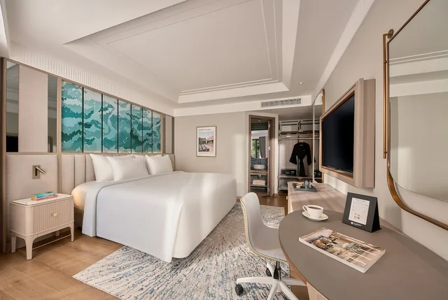 جناح جونيور بسرير كينج بإطلالة على المدينة بشرفة، La Siesta Premium Lakeside 2/5
