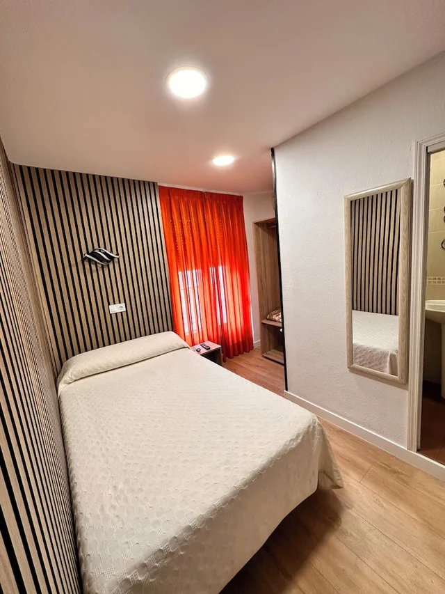 غرفة مفردة، Hostal Rober 16/25
