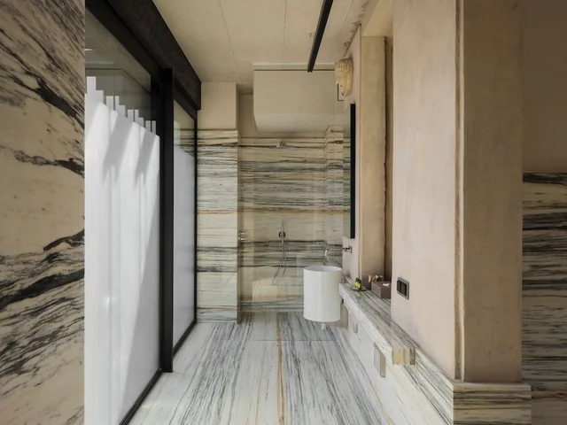 جناح غراند بسرير كينج، Hotel Grand 2/2