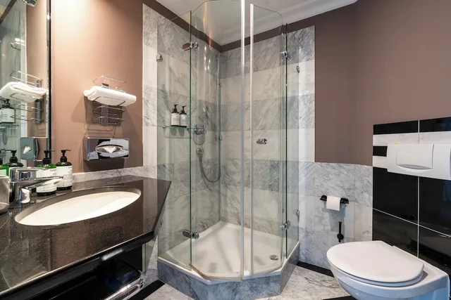 Design, King Bed، NEW BERLIN HOTEL 4/7