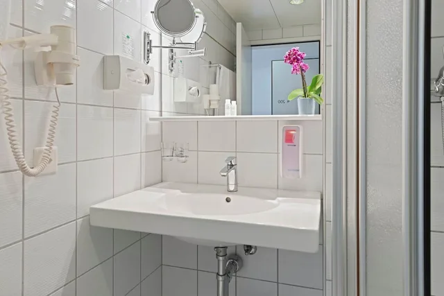 غرفة سوبيريور بسريرين منفصلين، Hotel Conti 8/10