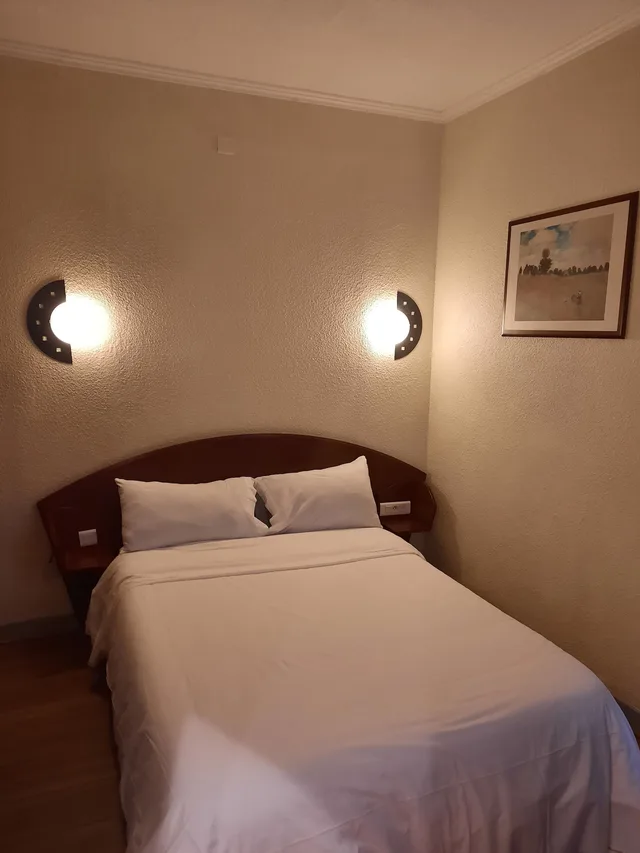 غرفة بسرير مزدوج، Hotel Le Clemenceau 5/6