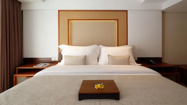 Deluxe, Double Bed, The Bandha Hotel & Suites 4/8